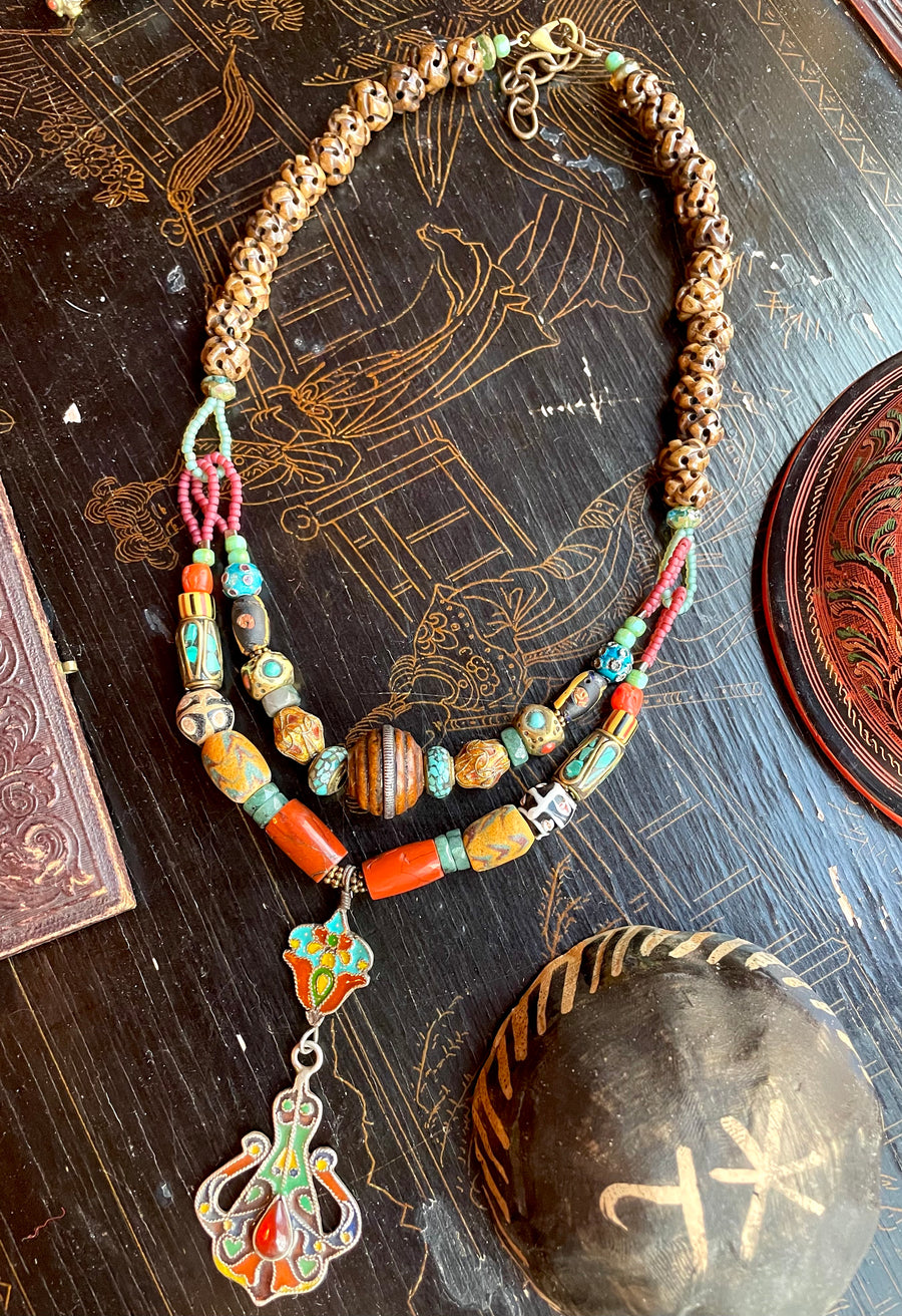 Carnelian enamel drop