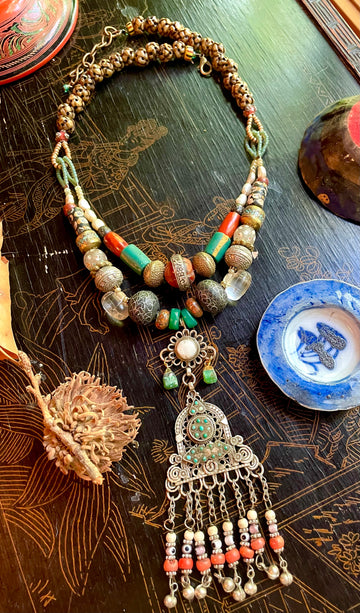 Nepal earring necklace