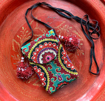 Magenta Emerald day bag