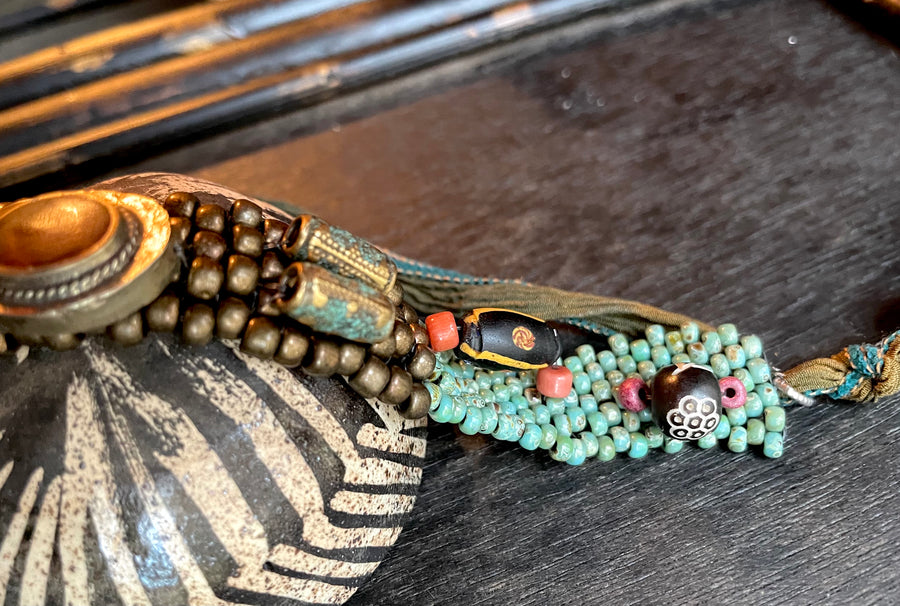 Carnelian glass bronze bracelet