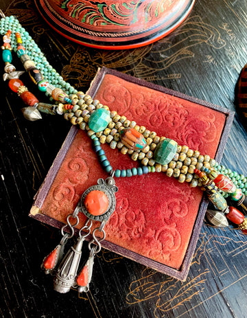 Silk Road coral choker