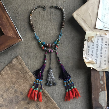 Chinese pendant with fabulous tassels